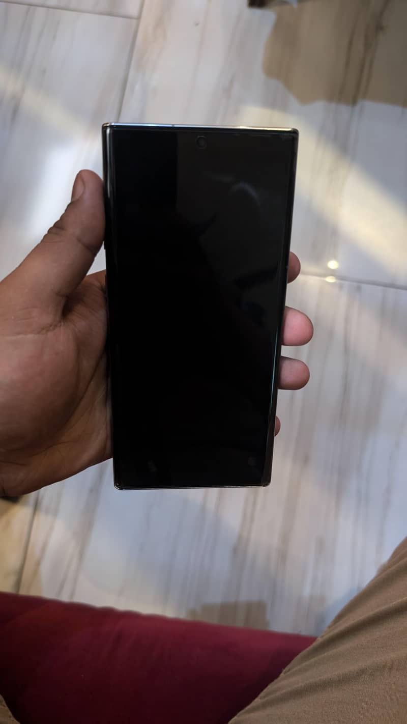 Samsung Note 10 plus 6