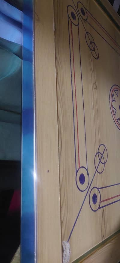 Carrom board with good quality and heavy wood