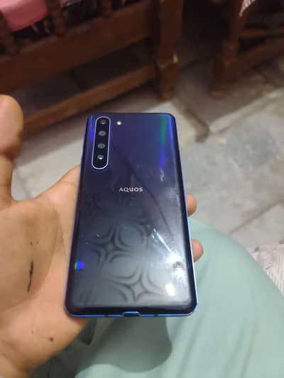 Aquos R5G 12/256