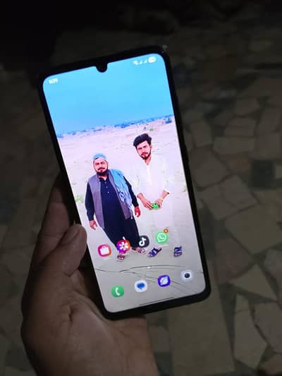 4/64 RAM with box and with changer bantery timing goodphone is good ex