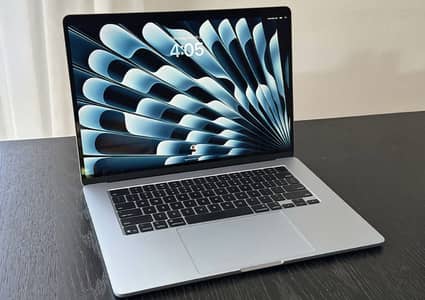 Macbook Air m4 13inch 16/256gb Silver Open Box