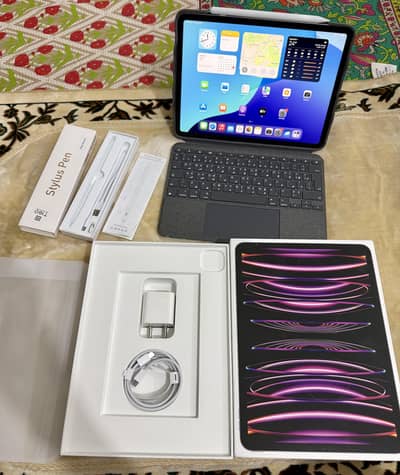 iPad Pro M2 Complete Box with Keyboard and Pencil