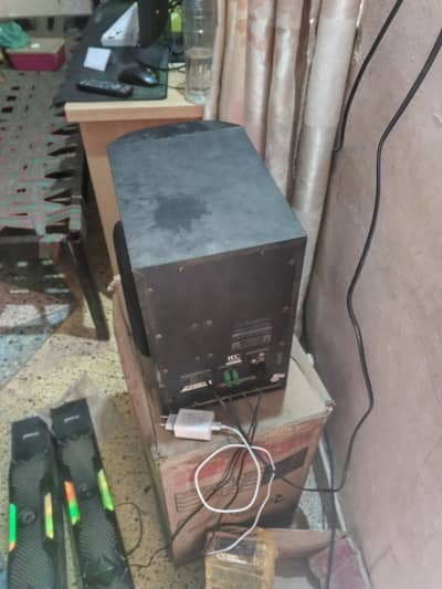 Audionic reborn RB-106  only few months used