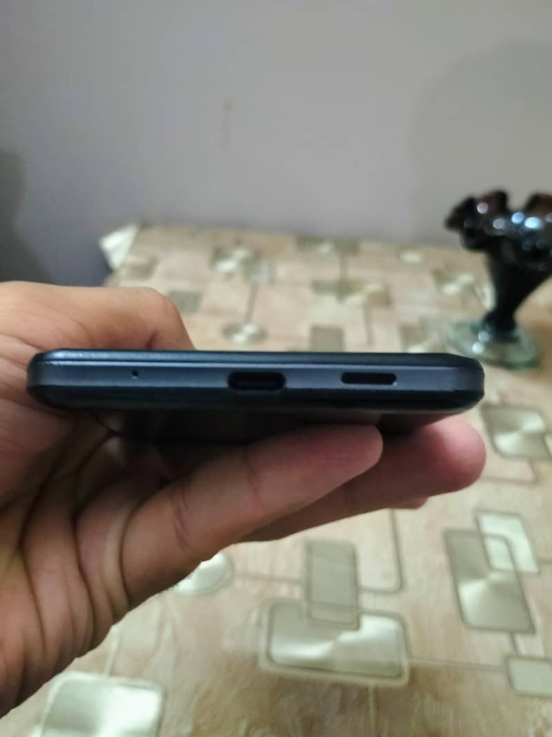 Sharp Aqous Zero 5g basic (PTA Approved) 4