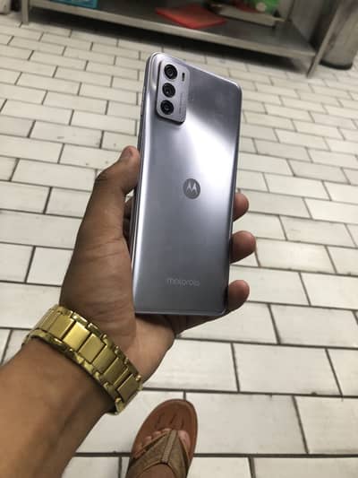 Motu g42 best phone WhatsApp 03103815132