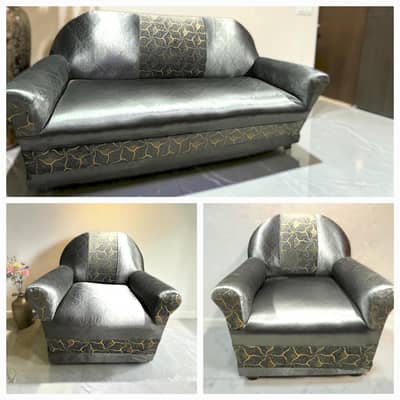 Urgent Sell 5 Seater Sofa Set In New Condition