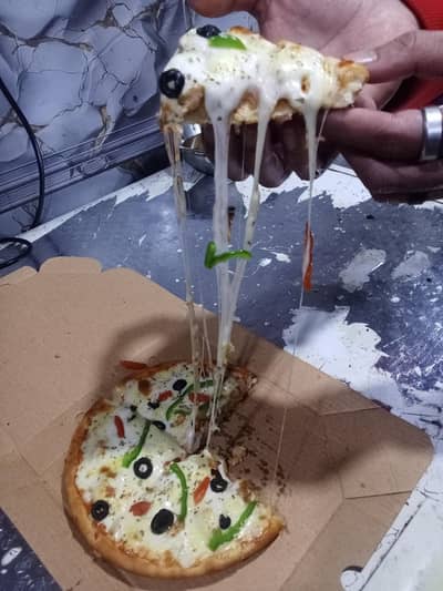 Need a order taker girl at restaurant