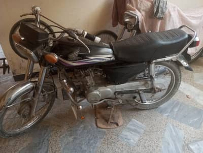 Honda CG 125  For Salé