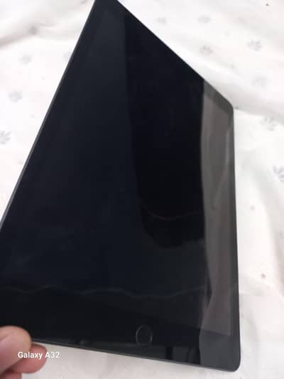 apple ipad 7 generation 32gb it is best for student for study