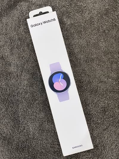 Galaxy watch 5 40mm band (Silver)