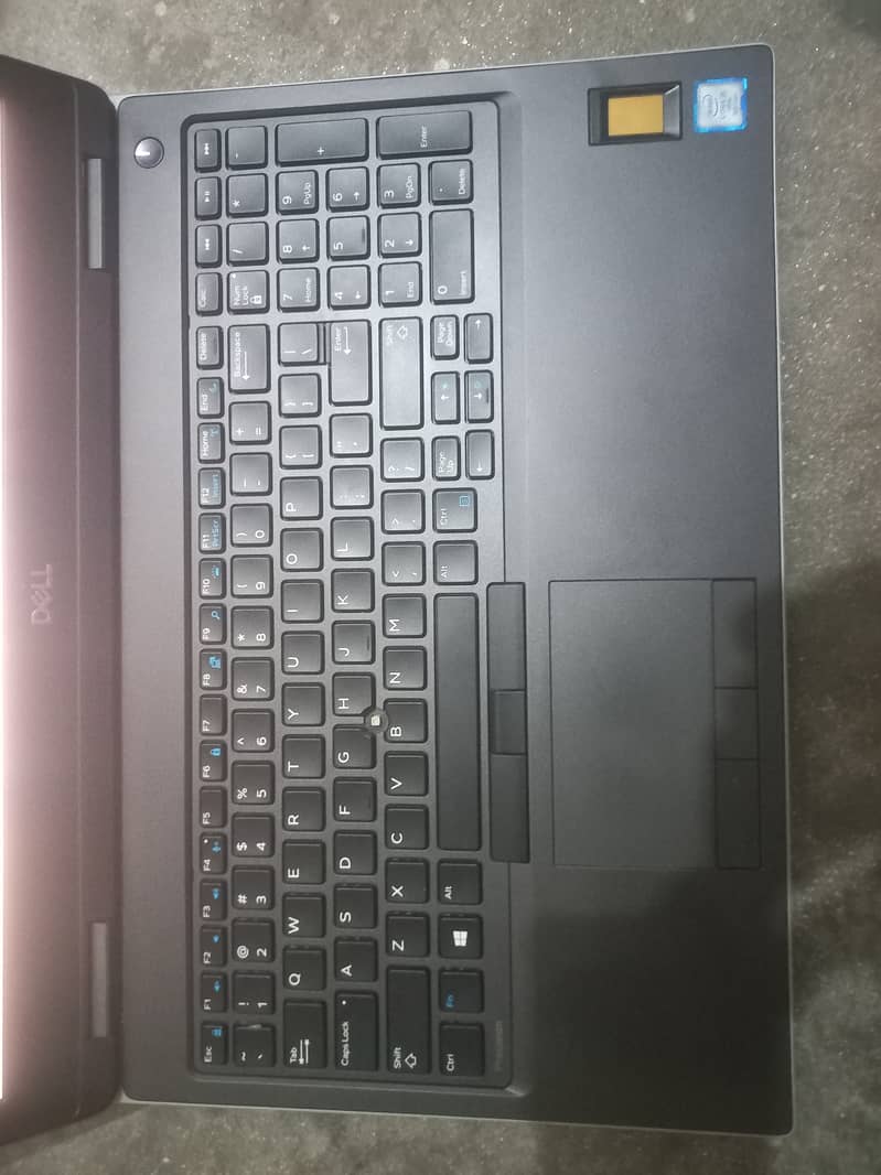 Dell precision 7540 model 4