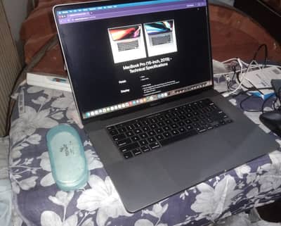 Apple MacBook Pro 2019 - Intel Core i7 , 16-inch Display Dedicated GPU