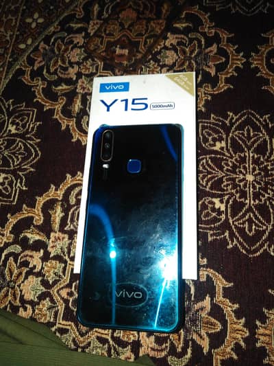 vivo y15