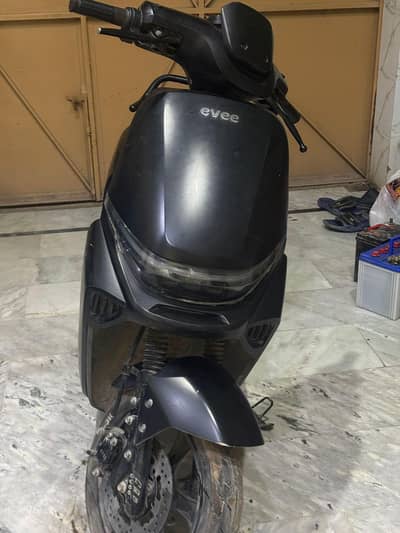evee s1 scooty