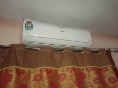 like a new AC one season use only