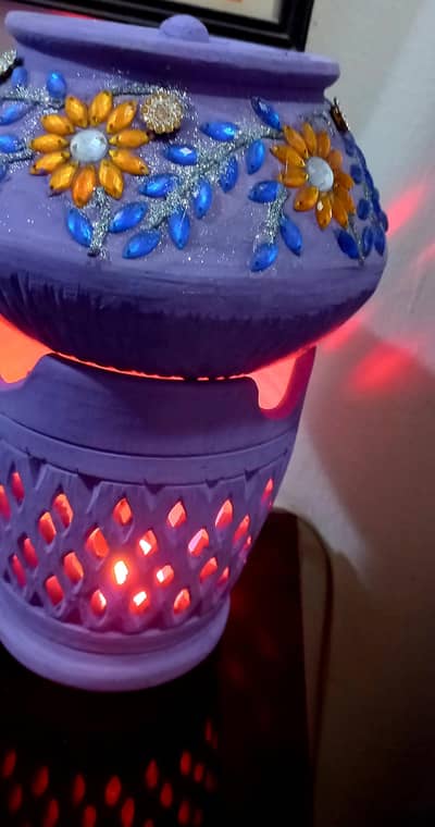 Beautiful Decorative Handi Lamp