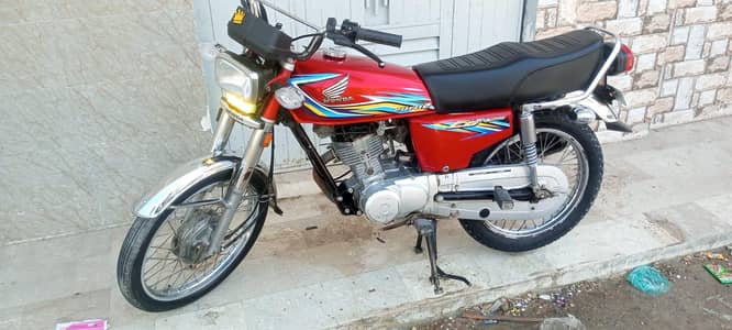 Honda CG-125 Red Colour