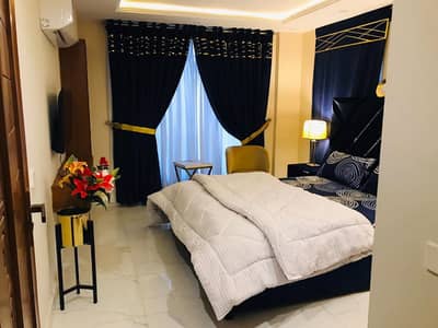 1 bed fully furnished flat for rent in Bahria Town Lahore
