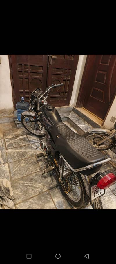 Honda 125 black colour  2025 model number 03174502725