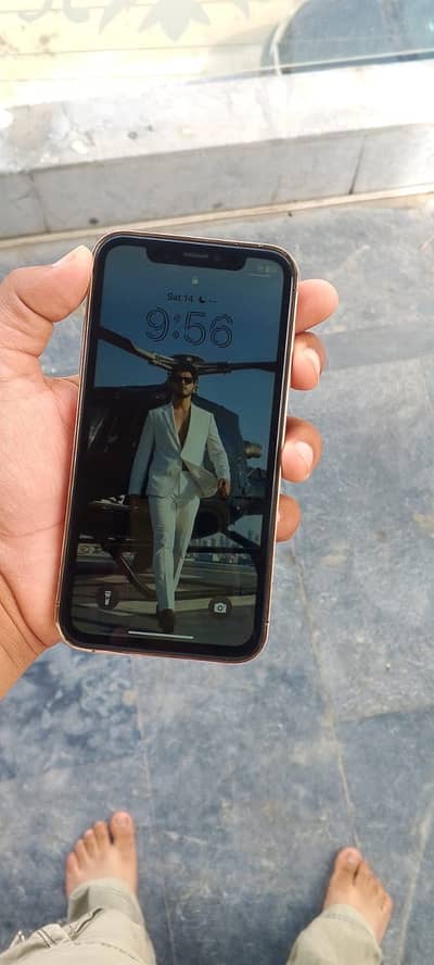 iphone xr converted 15 pro jv 4 month sim