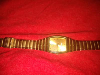 citizen quartz gold watch