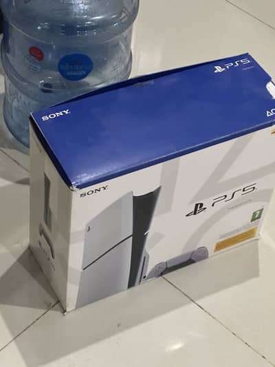 PS5 slim 1tb with 2 controllers