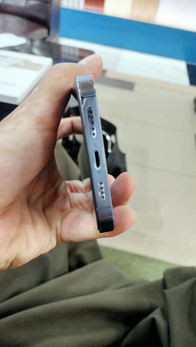 I phone 13 pro max JV 256GB