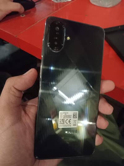 Samsung A07 with box