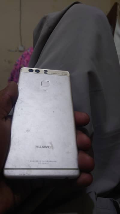 p9 4 gb 64 gb touch panal brake new daly ga