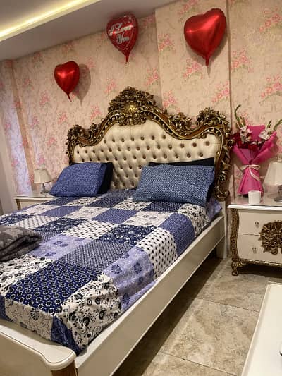 Short stay full day apartment available in Bahria town Lahore