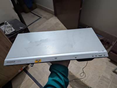 SAMSUNG ORIGINAL DVD PLAYER for urgent sale
