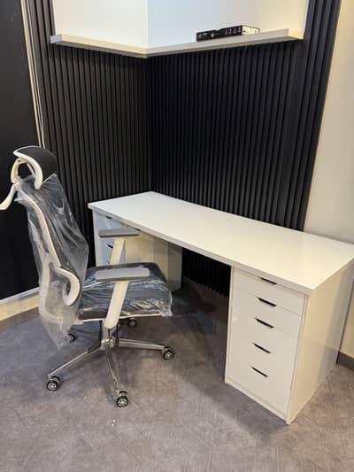 IKEA STYLE GAMING DESK