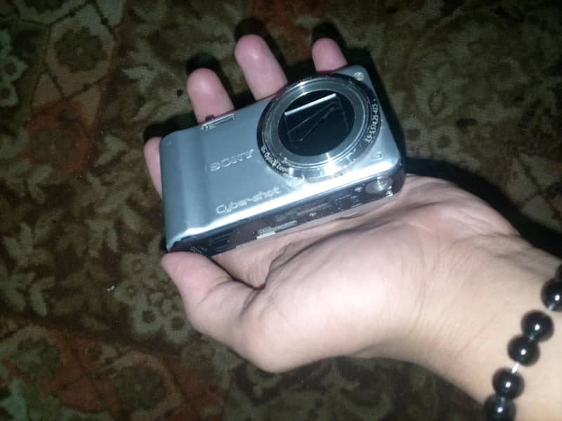 Sony digital camera 0