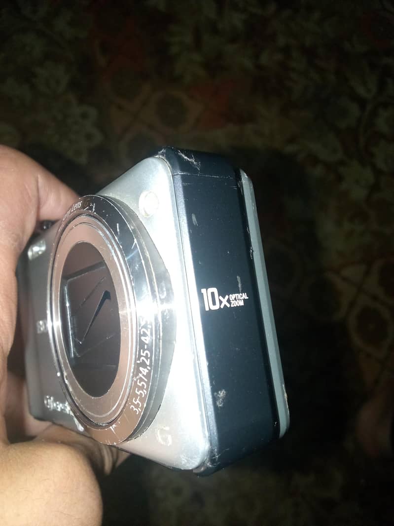 Sony digital camera 4