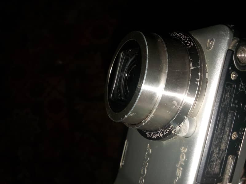 Sony digital camera 11