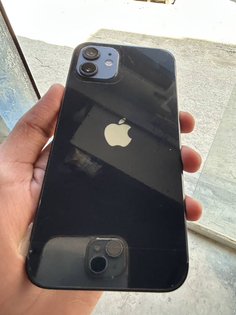 Iphone 12 mint condition 0