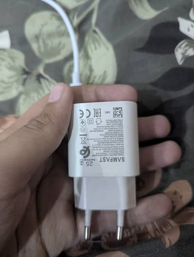 Samsung original 25 watt pd 2.0 fast charger