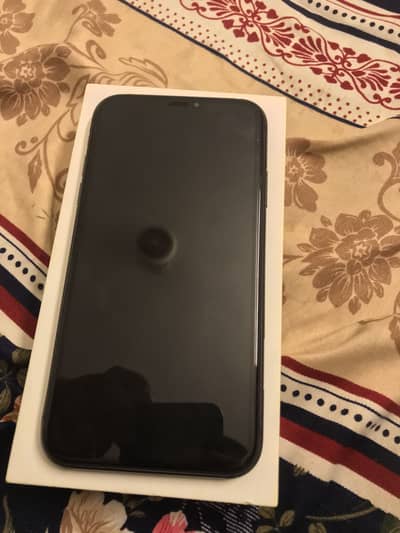 Iphone 11 jv 64 gb with box
