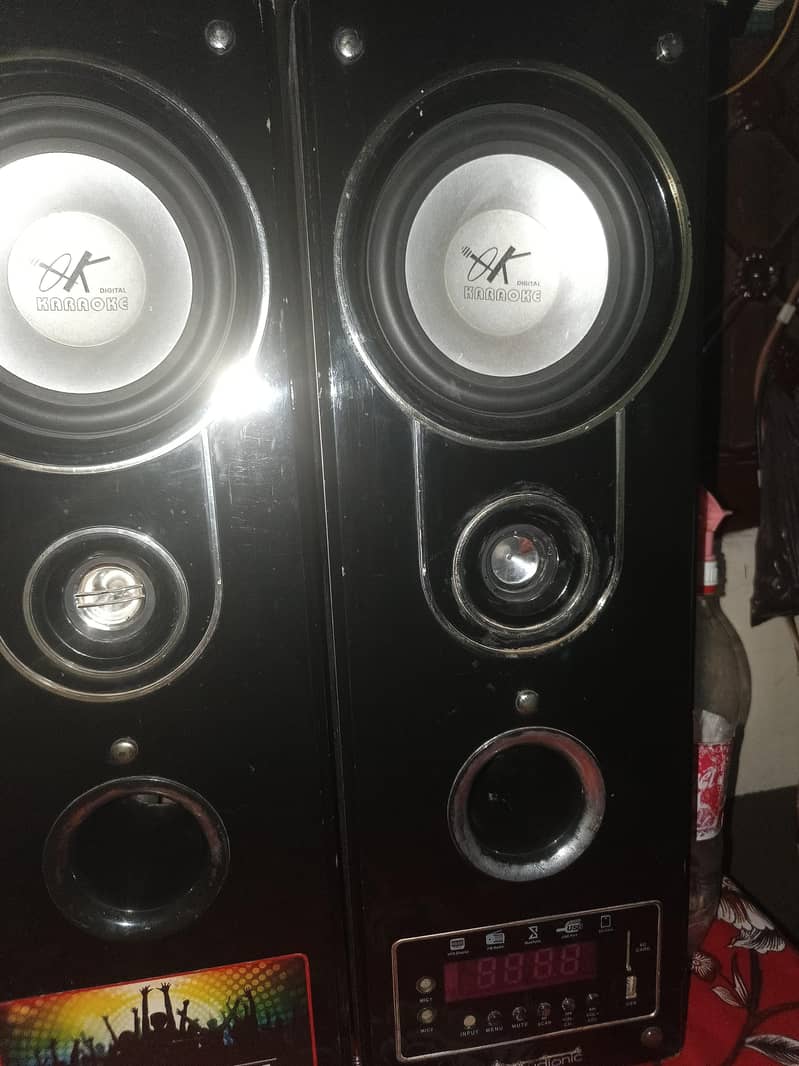 Speakers Audionic 3