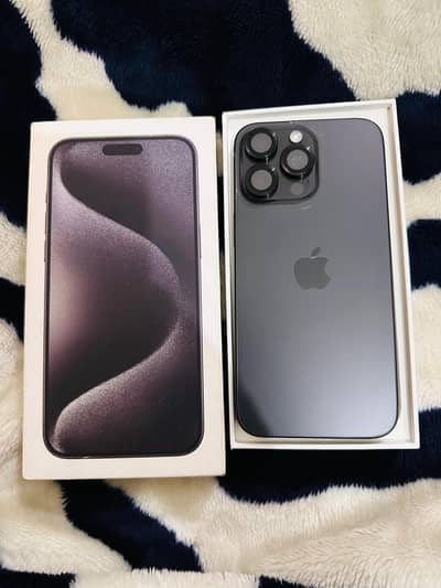 iPhone 15 pro max with box 256 GB