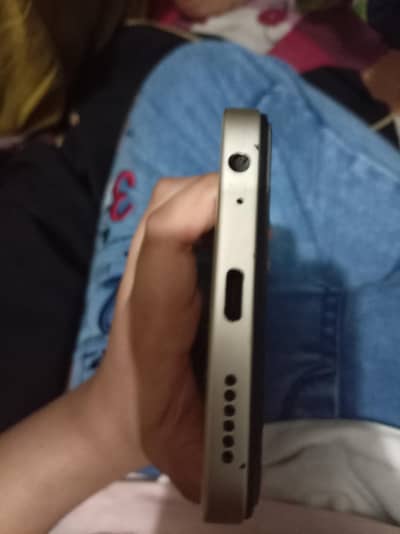 itel p55 bilkul 10/10 condition  koi b fault nhi h