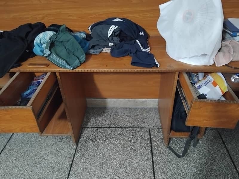 Study Table / Computer table for kids 3