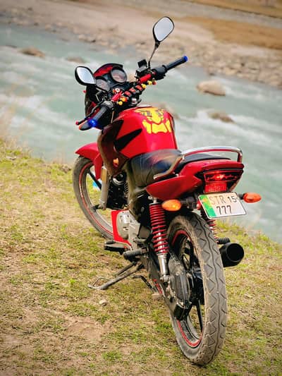 Yamaha ybr 2015 modal mint condition may ha SPESHIL  JAPAN MODAL HAI