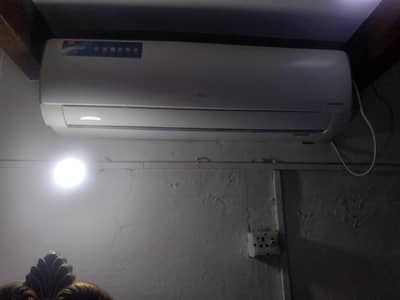 TCL inverter ac 1.5 ton