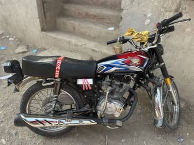 Honda 125 2019 model black