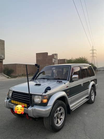 Mitsubishi pajero 1993