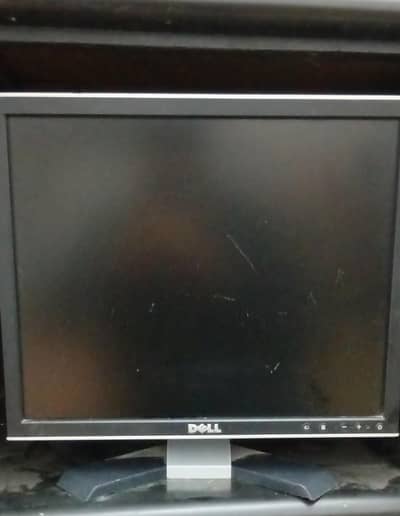 “15” LCD Dell Monitor – 9/10 Condition”