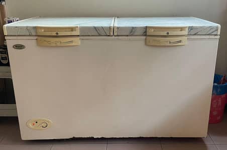 waves deep freezer double door in good working condition
