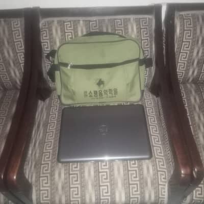 Intel i3 6 generation 4 GB RAM DDR4 128 SSD  battery timing 5 hours