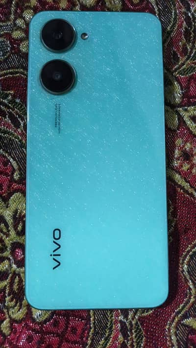 Vivo y03 4+4ram 64gb rom